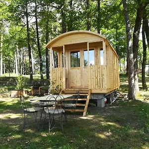 Camping La roulotte de Milo, Saint-Martin-en-Haut