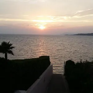  Appartement T2 Terrasse 20m2 Climatisé à 1mn Chrono à Pied De La , Et Sentier Du Littoral Terrasse 20 M2 Vue France